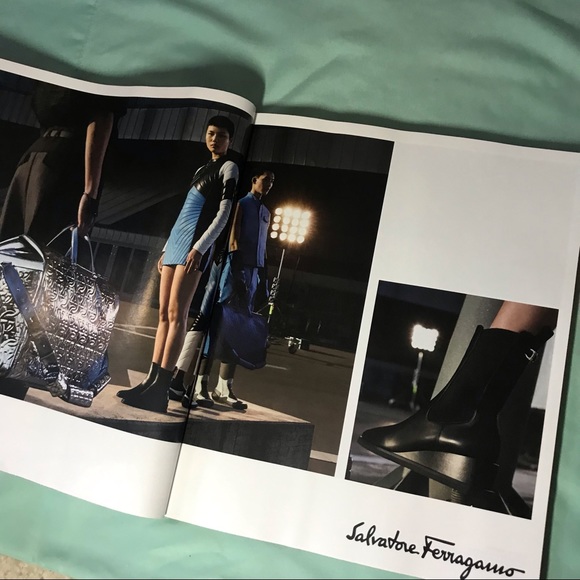 📚Vogue Magazine Models Edition September 2021 💅🏼 - Picture 2 of 4